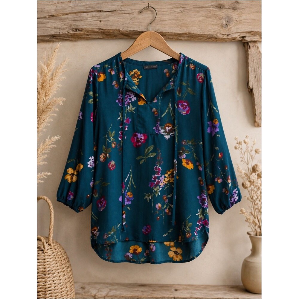 West Kei Floral Top 3/4 Sleeve Medium